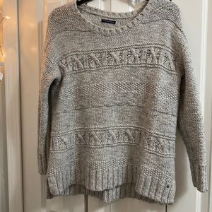 AEO Grey Chunky Knit Sweater Size L